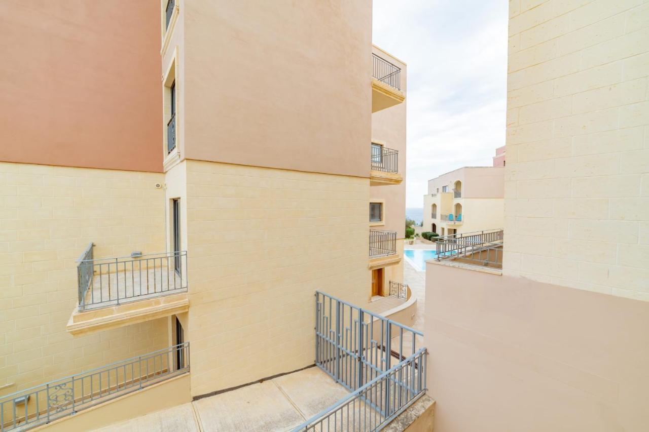 Luxury Seaview & Pool-Hosted By Sweetstay Mellieħa Екстериор снимка